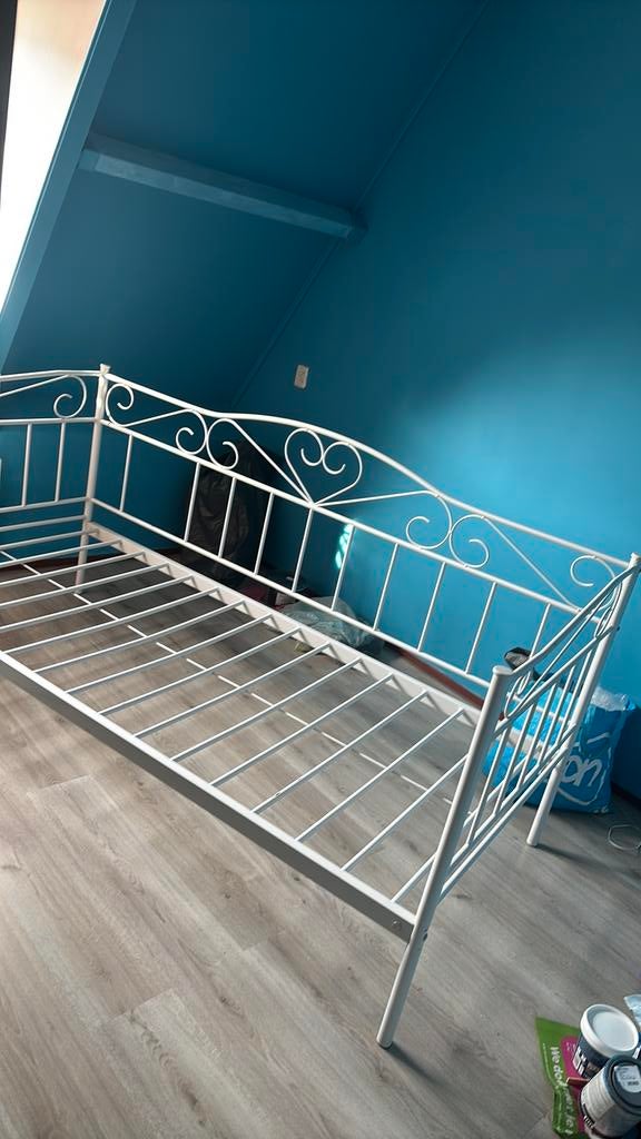 Wit metalen bed, Ophalen, Gebruikt, 90 cm, Eenpersoons