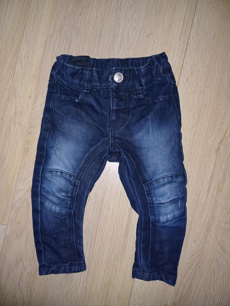 Hema Spijkerbroek Maat 74 Zo Goed Als Nieuw, Kinderen en Baby's, Babykleding | Maat 74, Broekje, Jongetje of Meisje, Ophalen of Verzenden