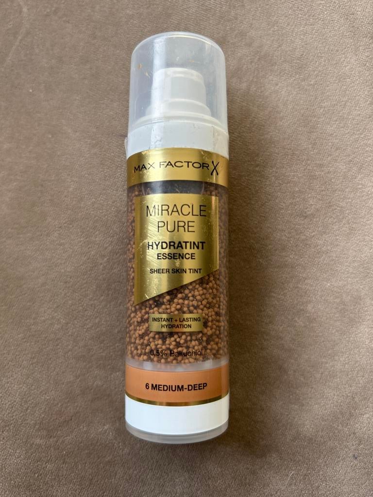 Max Factor Miracle Pure Hydratint Essence - Medium Deep, Bruin, Gehele gezicht, Nieuw, Ophalen of Verzenden