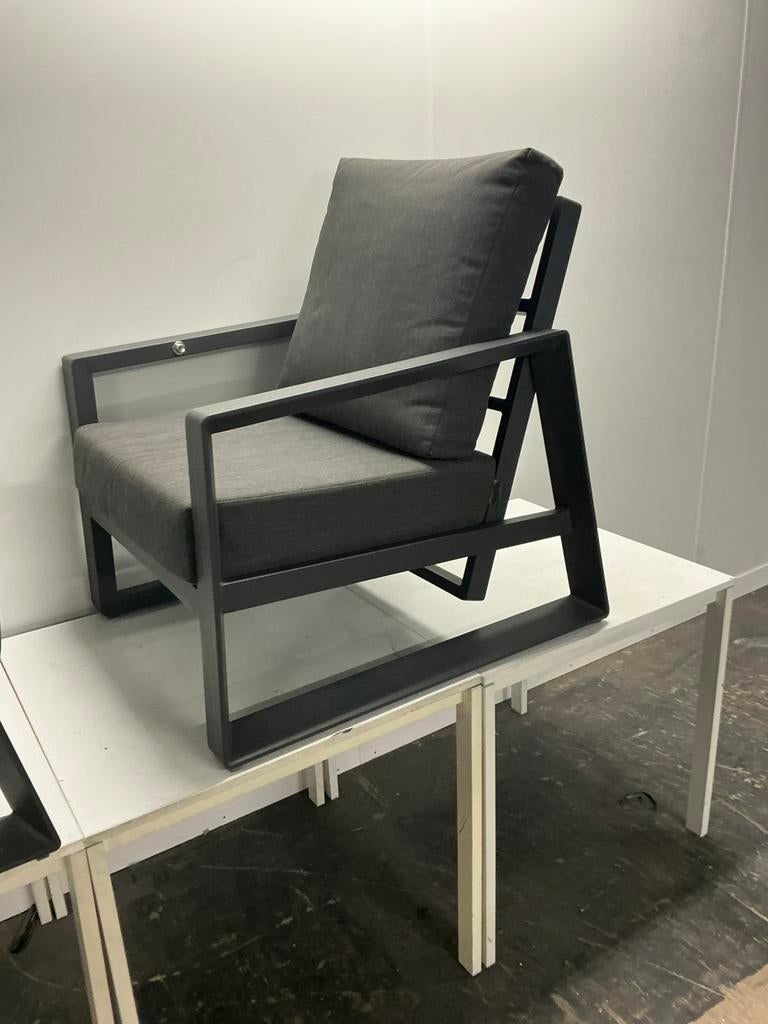 Taste 4SO Dazzling loungstoel en voetenbank. Verkoop-gezocht, Tuin en Terras, Tuinstoelen, Ophalen of Verzenden, Zo goed als nieuw