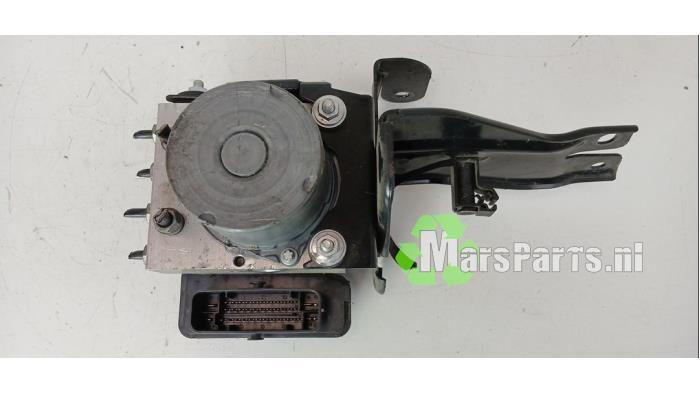 ABS Pomp van een Volkswagen Polo