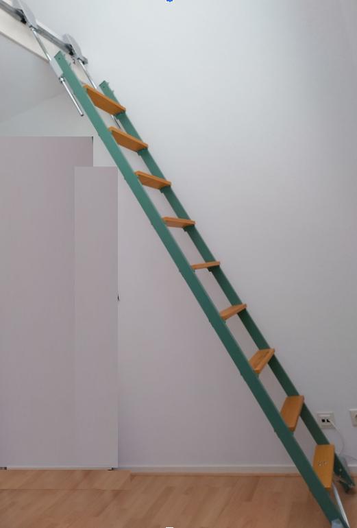 Ladder, rolbaar, 9 treden, Ophalen, Gebruikt