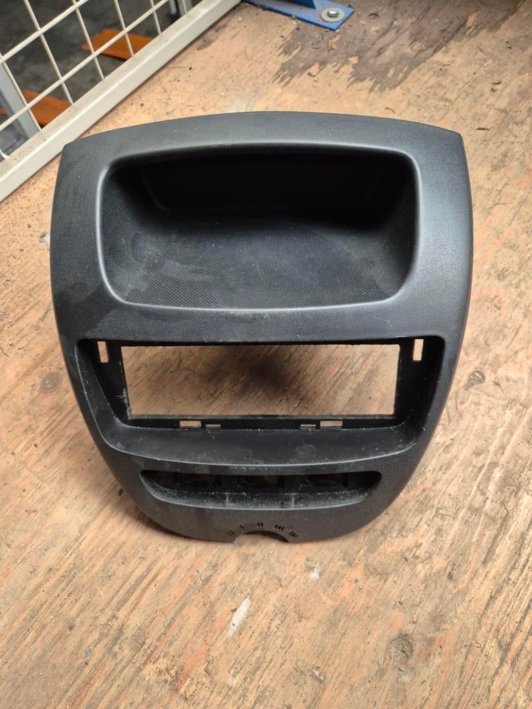 Peugeot/Citroen/Toyota  1 din  inbouwpaneel, Ophalen of Verzenden, Gebruikt, Citroën