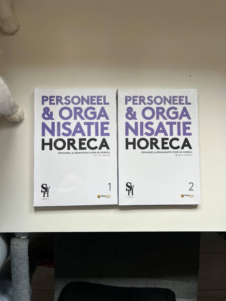 personeel en organisatie - horeca (boek 1&2), Boeken, Studieboeken en Cursussen, Zo goed als nieuw, MBO, Gamma, Ophalen of Verzenden
