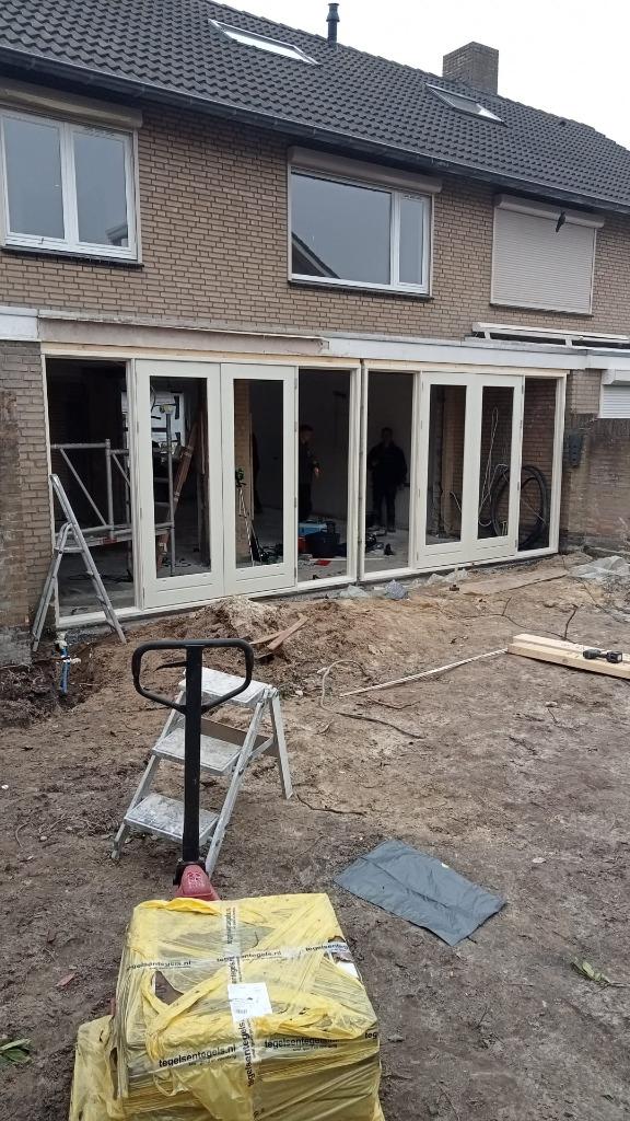 Foto 11 van Meranti Tuindeuren Achterpui Hardhout 300 x 222 of 300 x 212
