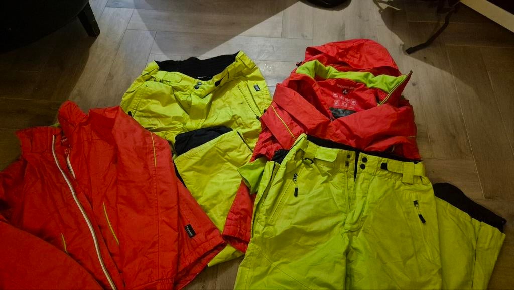 Crivit Ski Jas en Broek Set - Maat M (vrouw)een L ( mannen), Kleding | Dames, Maat 38/40 (M), Ophalen of Verzenden, Pak, Crivit