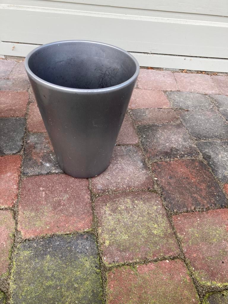 Grijze bloempot binnen, Ophalen, Overige materialen, Gebruikt, Rond
