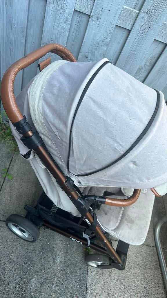 Mutsy nexo grey melange buggy + inclusief regenhoes, Ophalen, Gebruikt