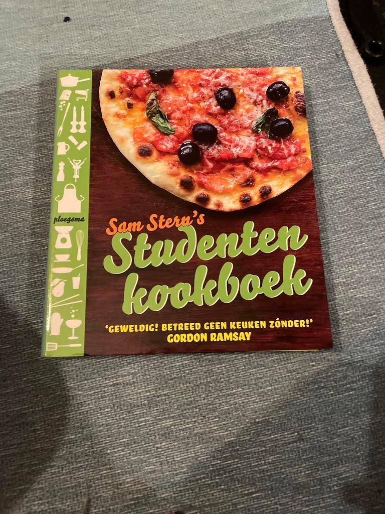 Sam Stern's Studenten Kookboek, Boeken, Kookboeken, Voorgerechten en Soepen, Ophalen of Verzenden, Zo goed als nieuw, Europa