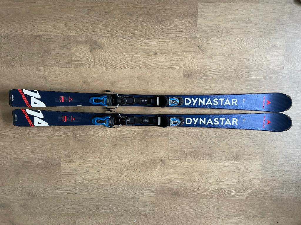 Dynastar ski’s (170) na aanschaf 4 dagen gebruikt, Sport en Fitness, Skiën en Langlaufen, 160 tot 180 cm, Gebruikt, Skiën, Ski's