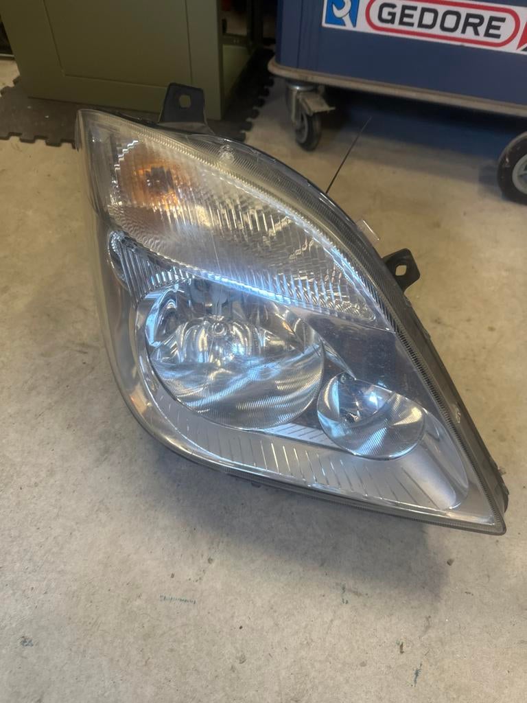 Gratis: Koplamp mercedes sprinter 906 defect stel wiel., Auto-onderdelen, Ophalen, Gebruikt, Mercedes-Benz