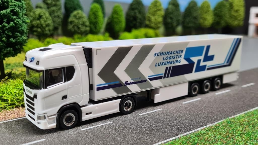 036 Herpa Schumacher Scania S koeltrailer, Ophalen of Verzenden, Nieuw, Bus of Vrachtwagen, Herpa