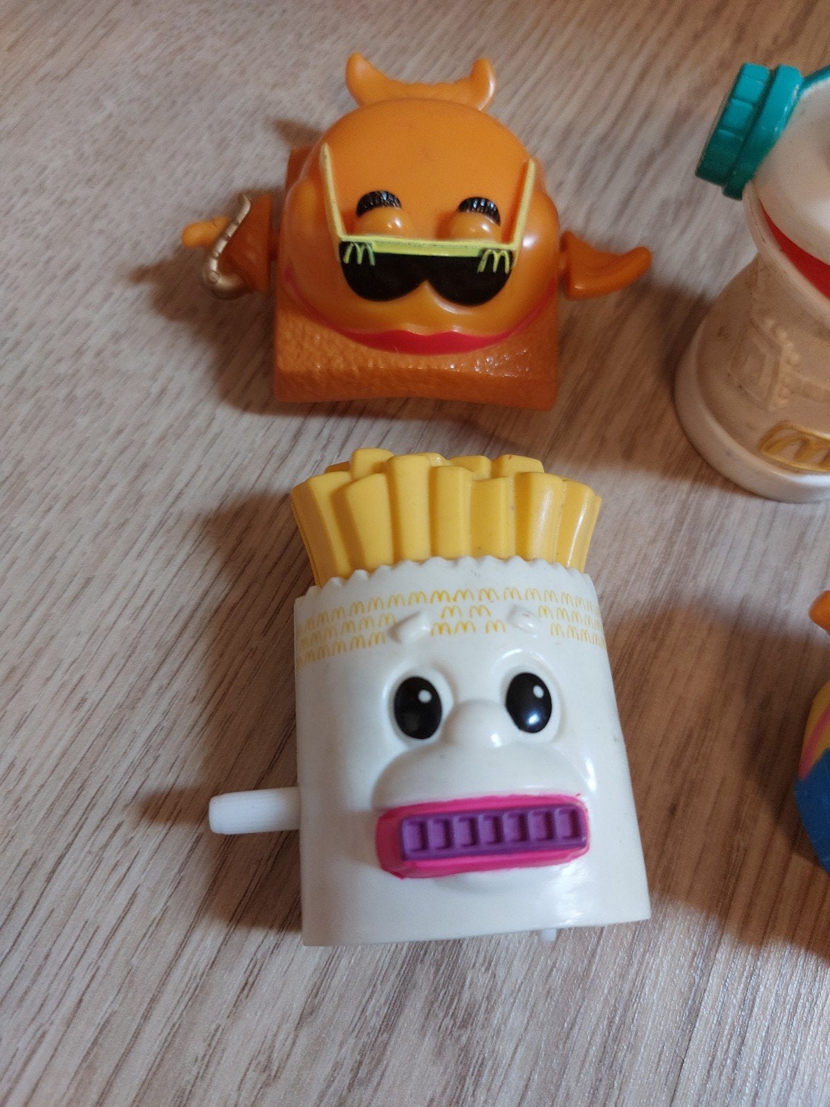 Mcdonalds Mc rockin' foods speeltjes, Verzamelen, Poppetjes en Figuurtjes, Ophalen of Verzenden