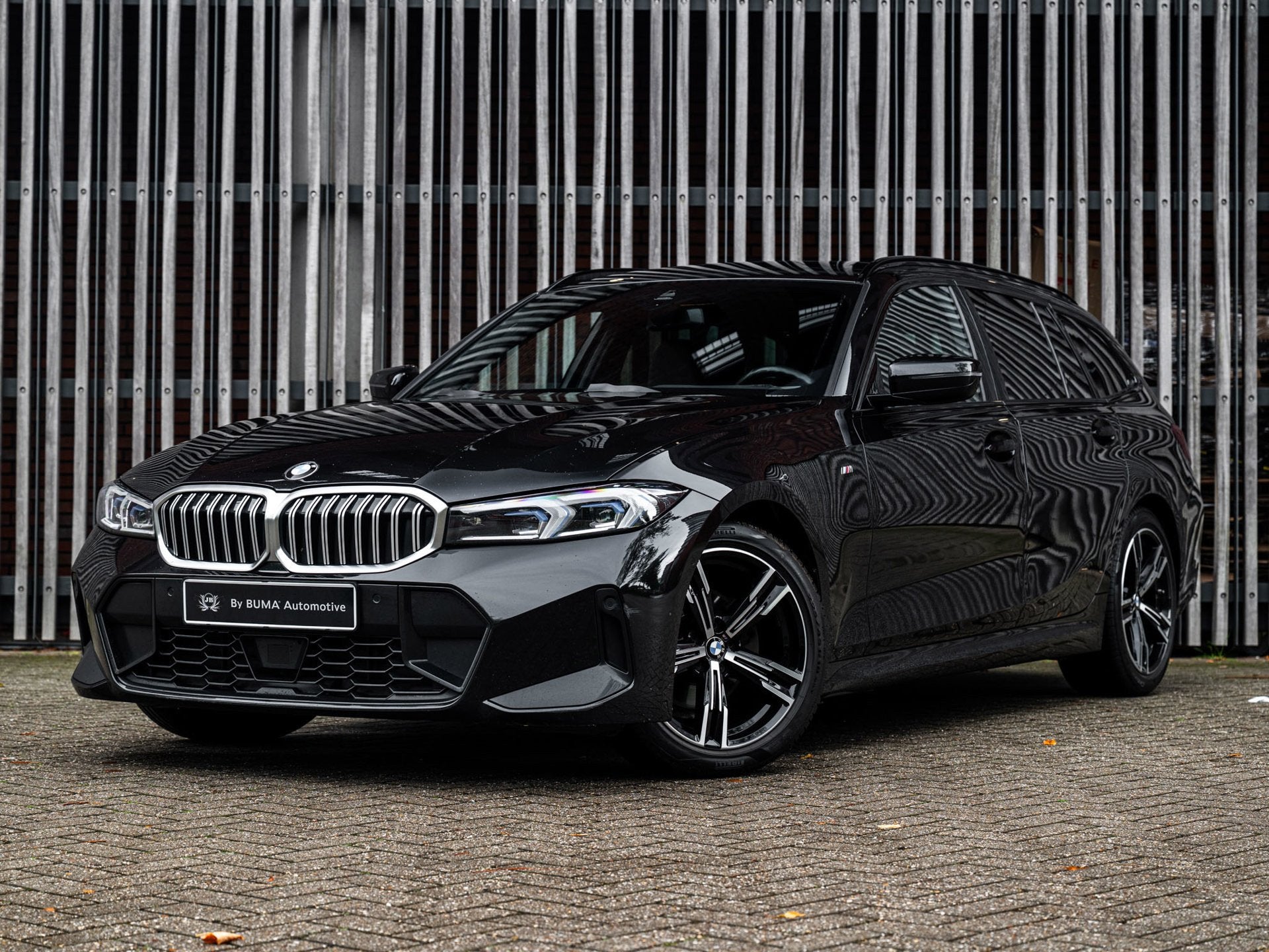 BMW 3-serie Touring 320d 190pk AUT. M-Sport |BTW|Keyless|HUD, Auto's, Automaat, Achterwielaandrijving, Zwart, Zwart