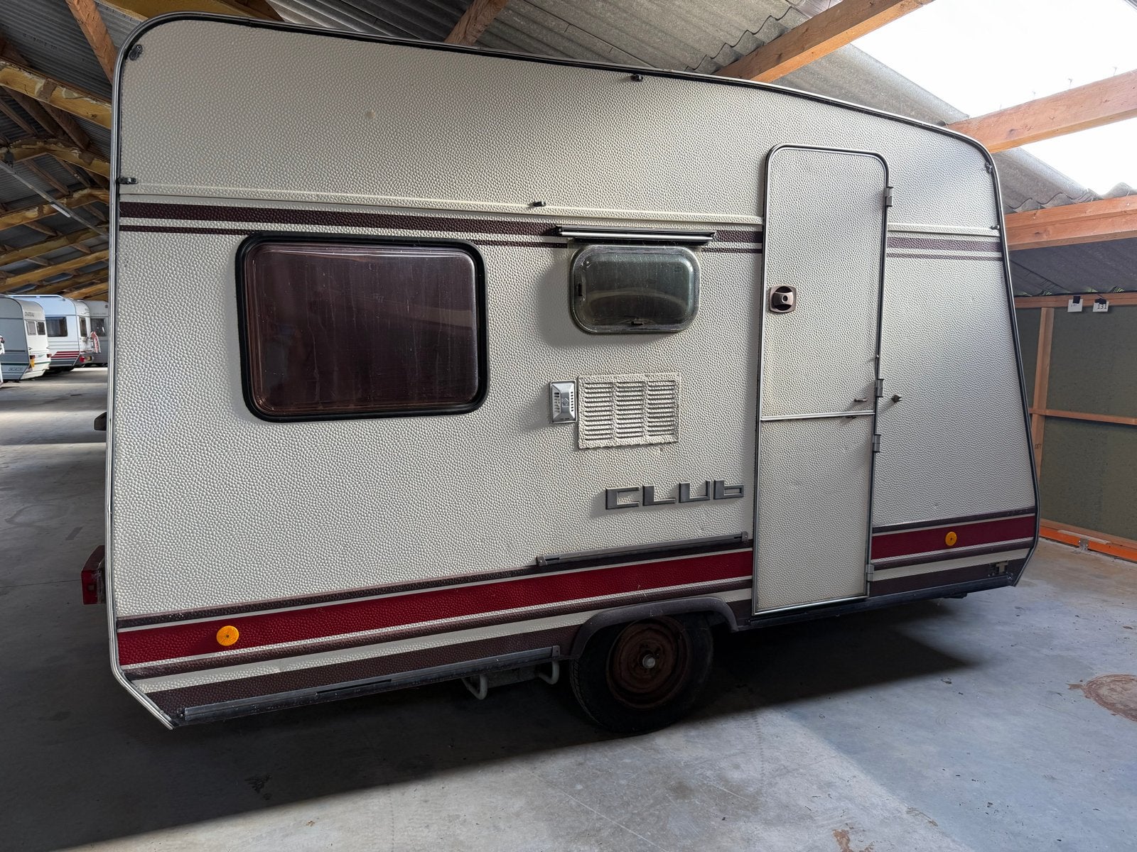 Bürstner Club D 115 - Compacte en complete caravan, Treinzit, Particulier, Bürstner, 4 tot 5 meter