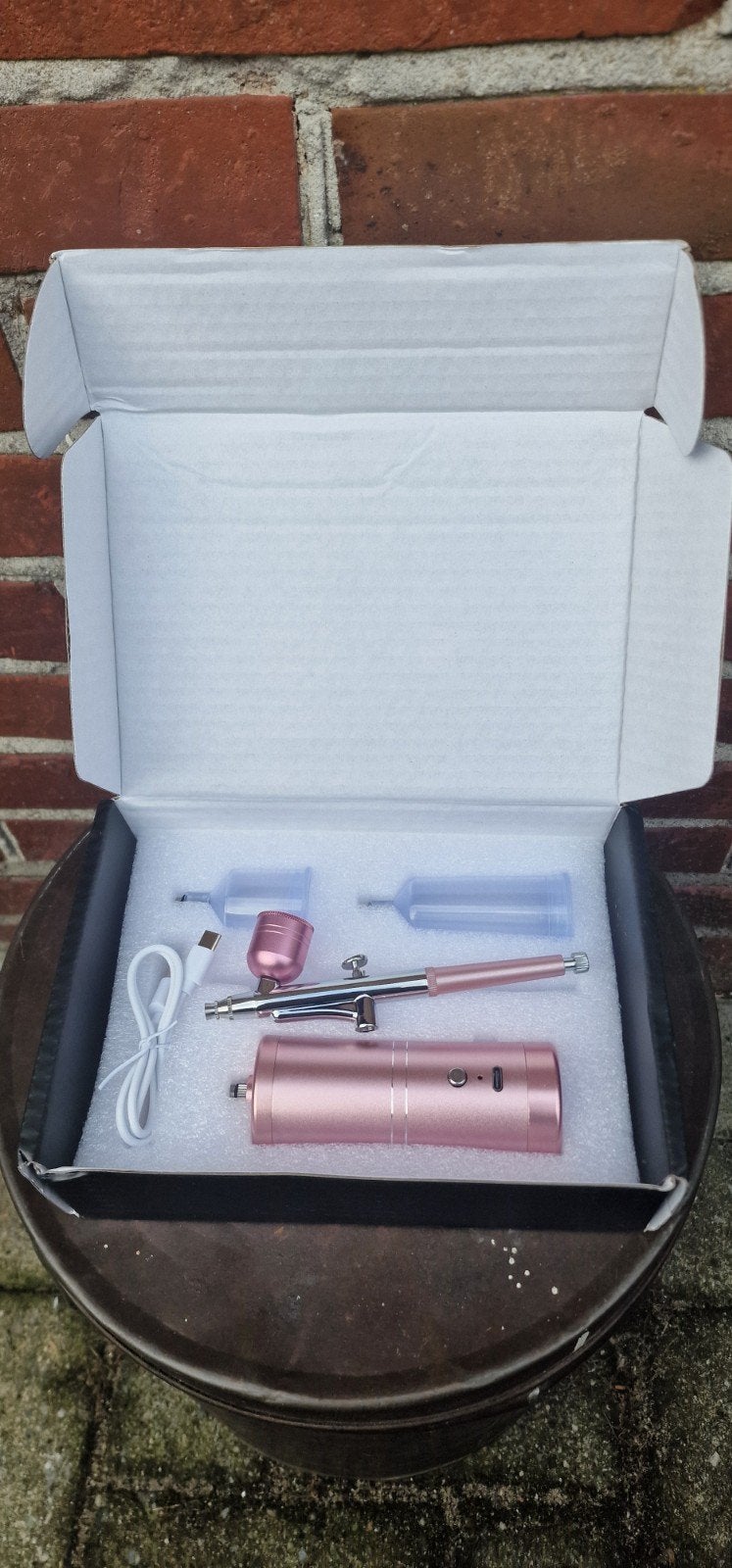 Beauty Airbrush System - Nieuw in doos, Gehele gezicht, Nieuw, Ophalen of Verzenden, Roze