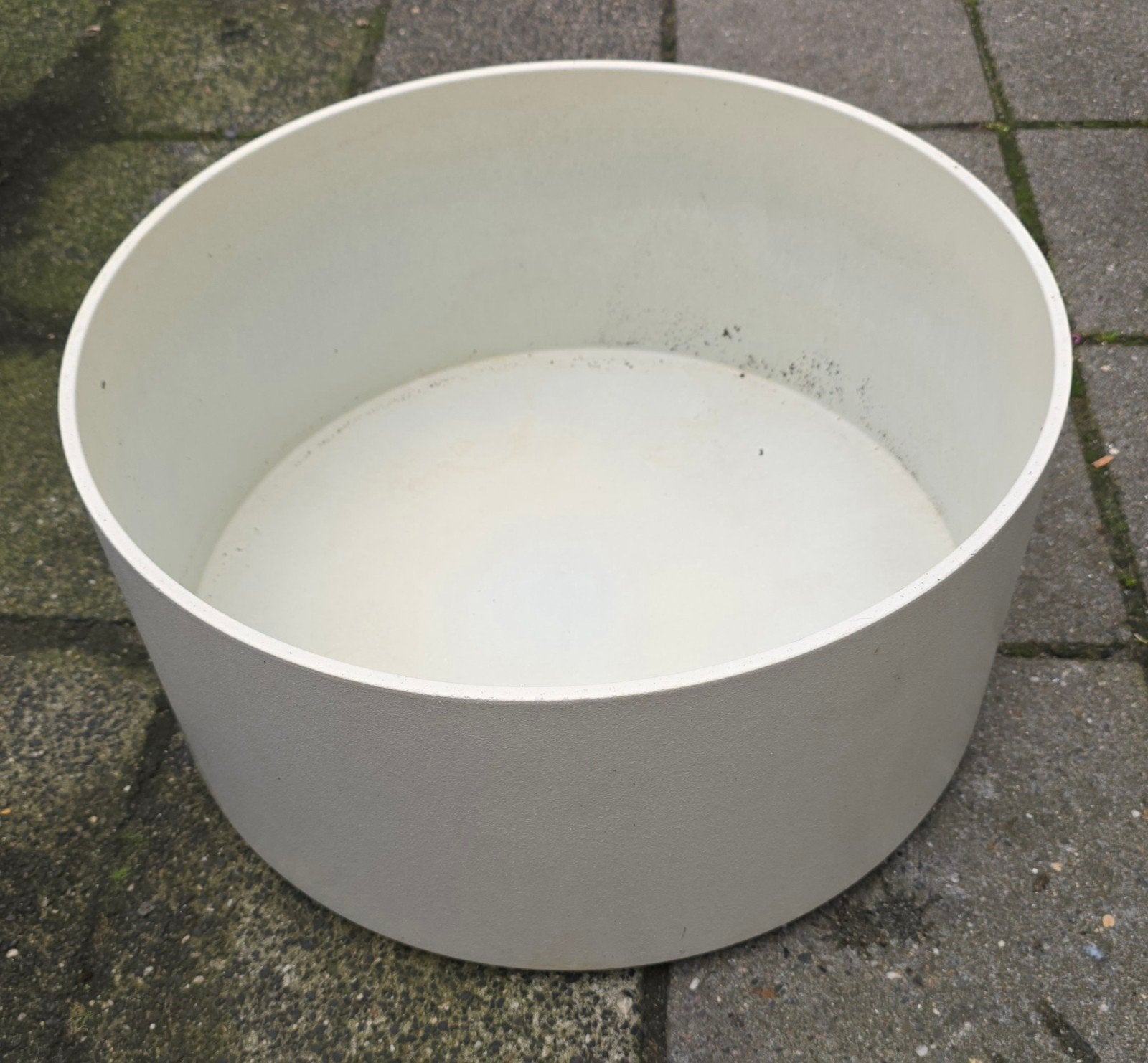 2 grote bloempotten, Ophalen, Kunststof, Gebruikt, Minder dan 30 cm