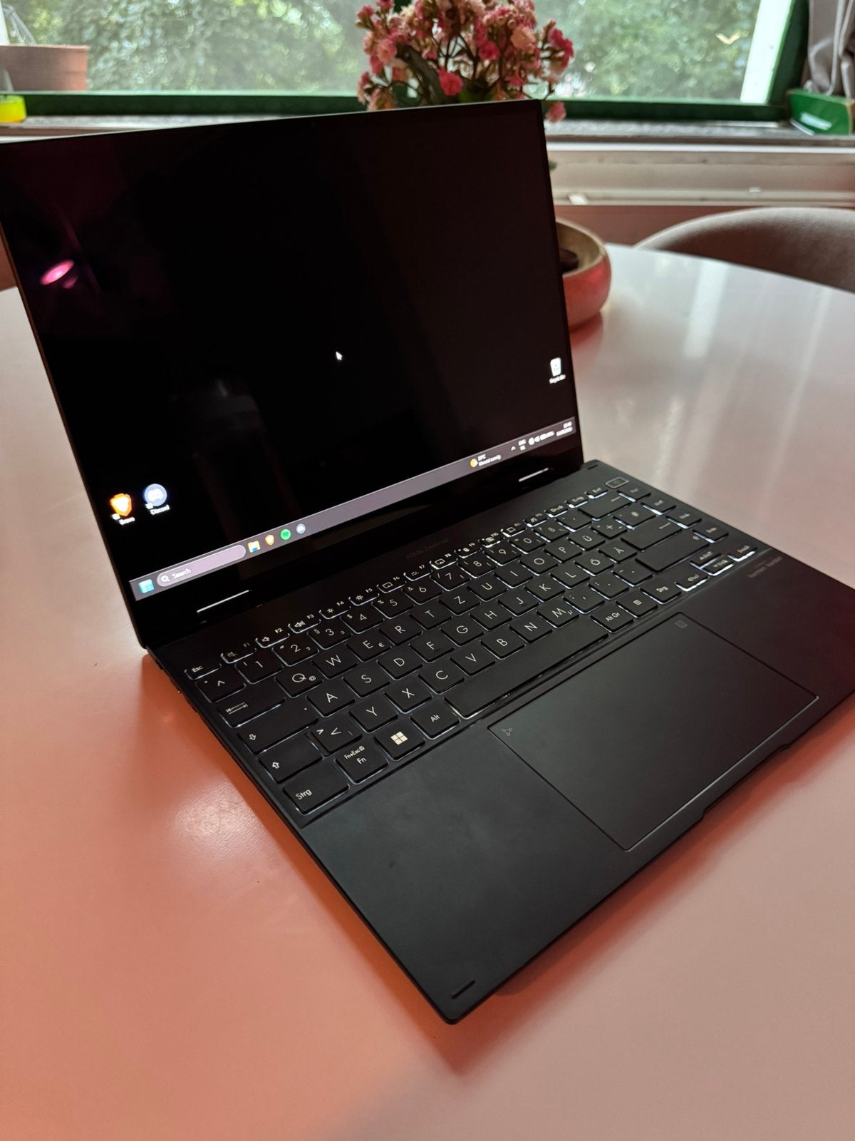 Asus Zenbook Flip 14 Laptop DUITS TOETSENBORD, 14 inch, Ophalen of Verzenden, Zo goed als nieuw, 256 GB of meer