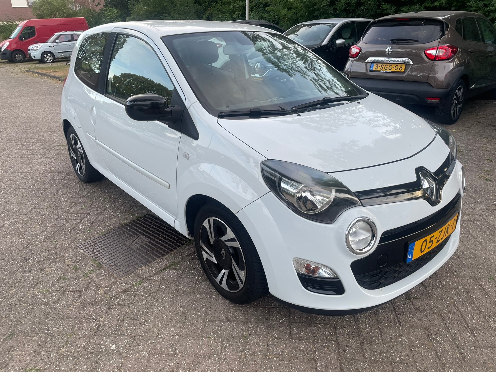 Renault Twingo 1.2 55KW E3 2012 Wit km stand 90176 AIRCO, Voorwielaandrijving, 839 kg, Twingo, 74 pk