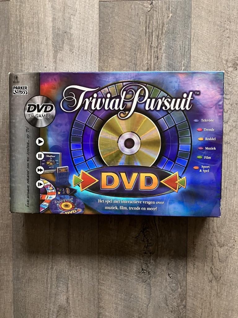 Trivial Pursuit DVD (NIEUW), Hobby en Vrije tijd, Gezelschapsspellen | Bordspellen, Ophalen of Verzenden, Nieuw