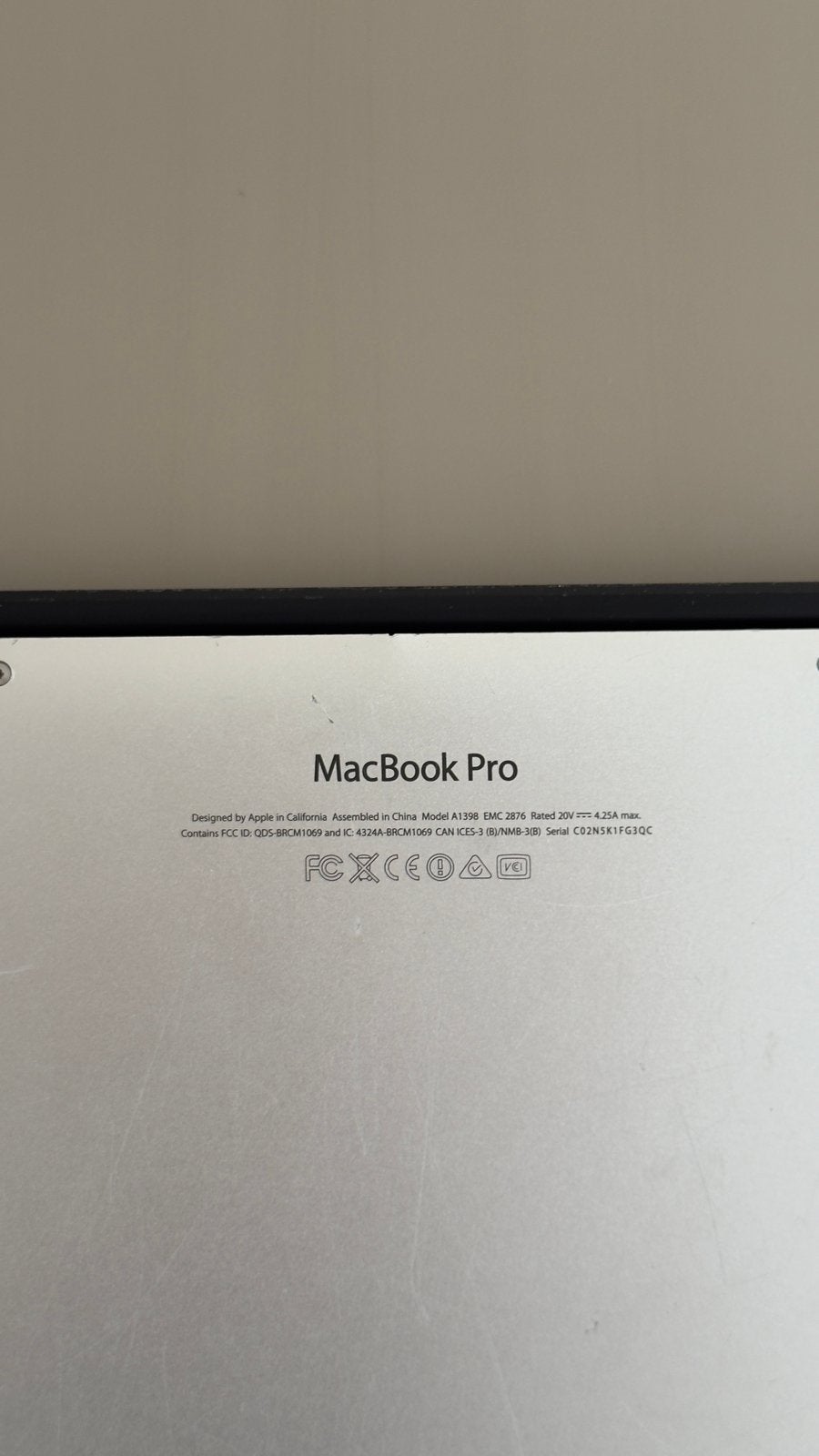 Foto 8 van Defect! MacBook Pro 15-inch Retina (Mid 2015)