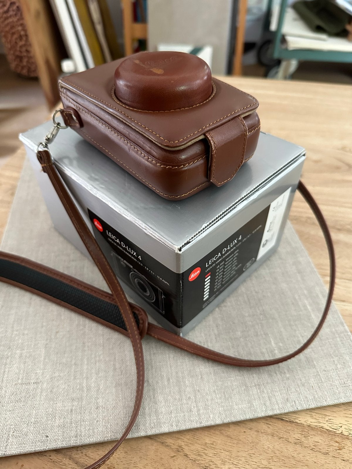 Leica D-Lux 4 Compact Camera met Accessoires, Audio, Tv en Foto, Fotocamera's Digitaal, Ophalen of Verzenden, Zo goed als nieuw