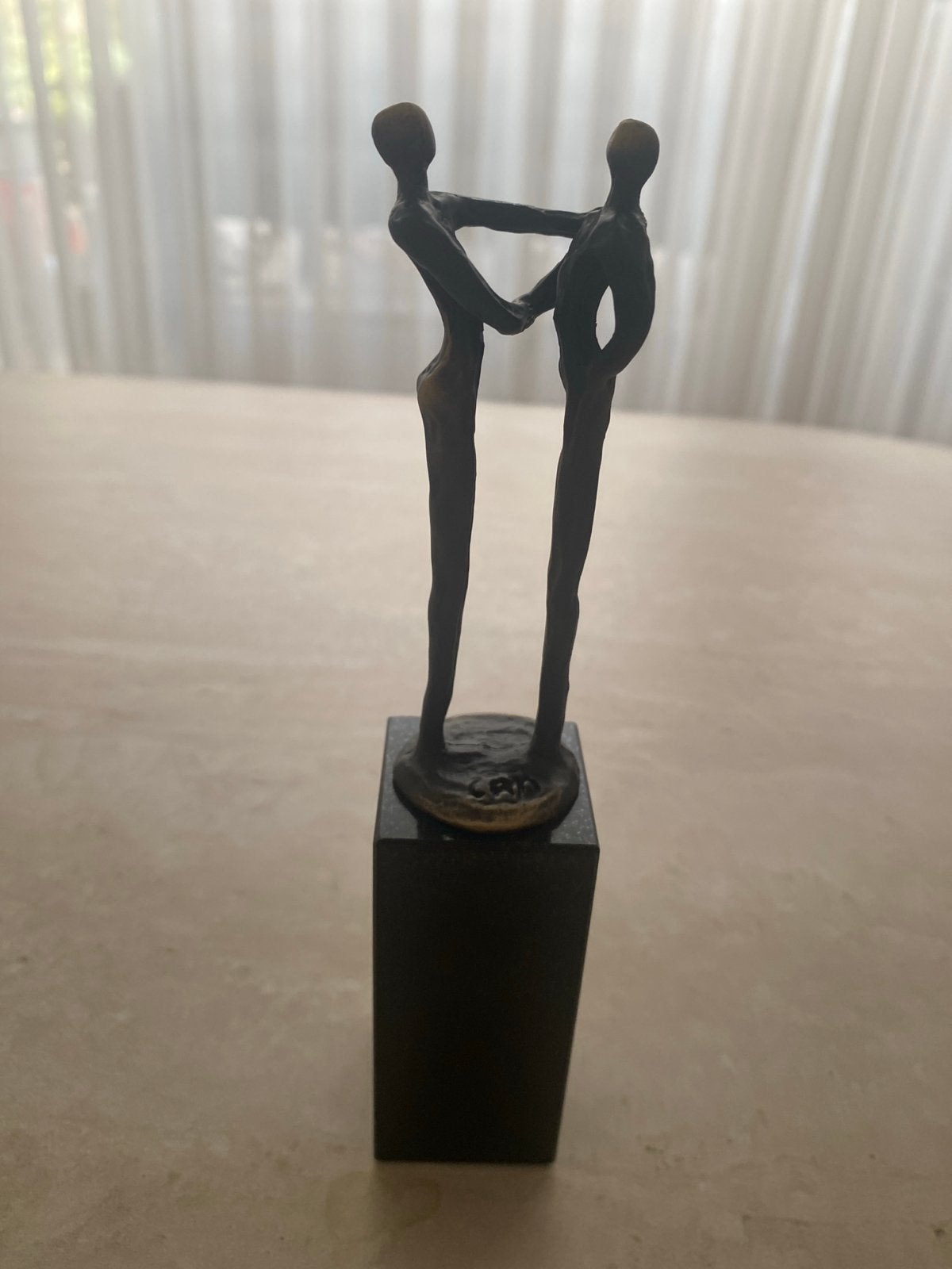 Bronzen sculptuur 'Verbondenheid' van Corry Ammerlaan, Ophalen, Groep mensen, Brons, Beeld