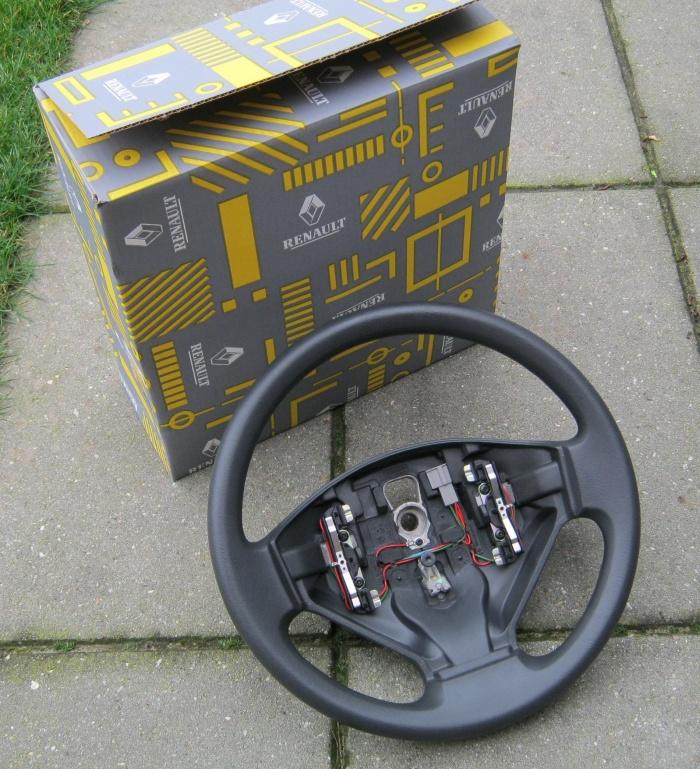 Nieuw in doos stuur Renault Trafic tot 2007, Ophalen of Verzenden, Nieuw, Renault