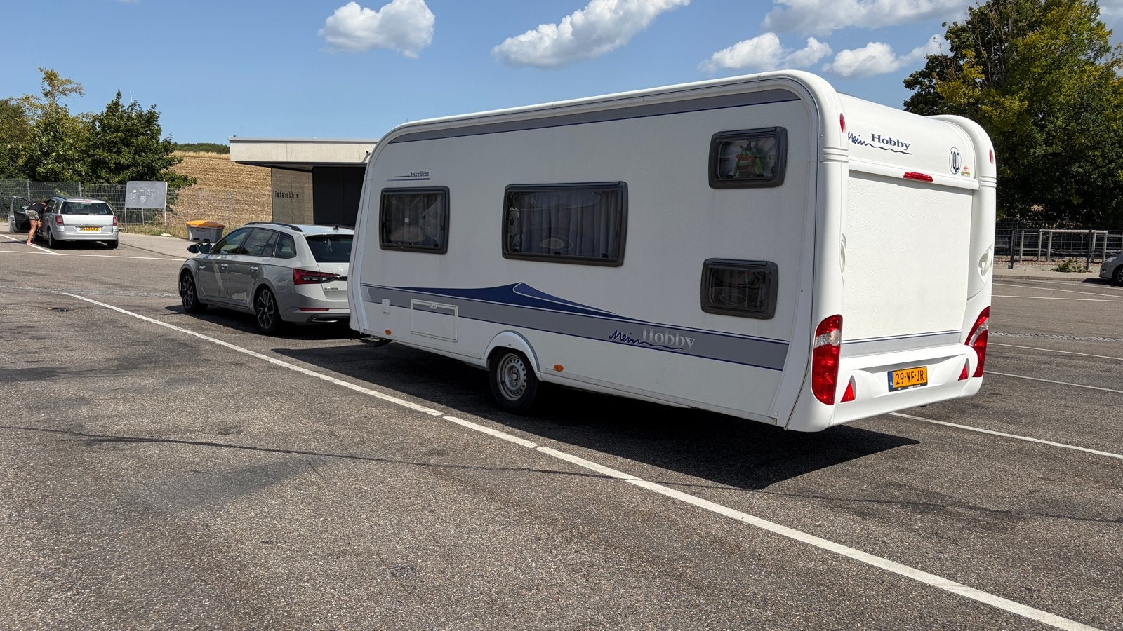 Hobby Excellent 500 KMFE 2009 stapelbed, bankairco, voortent, Vast bed, Hobby, Treinzit, Particulier