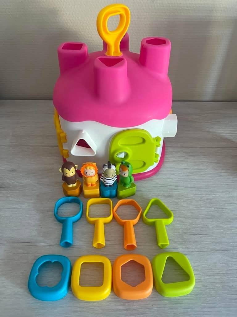 Smoby Cotoons Sorteerhuisje – Compleet, Kinderen en Baby's, Ophalen, Zo goed als nieuw, Bouwen