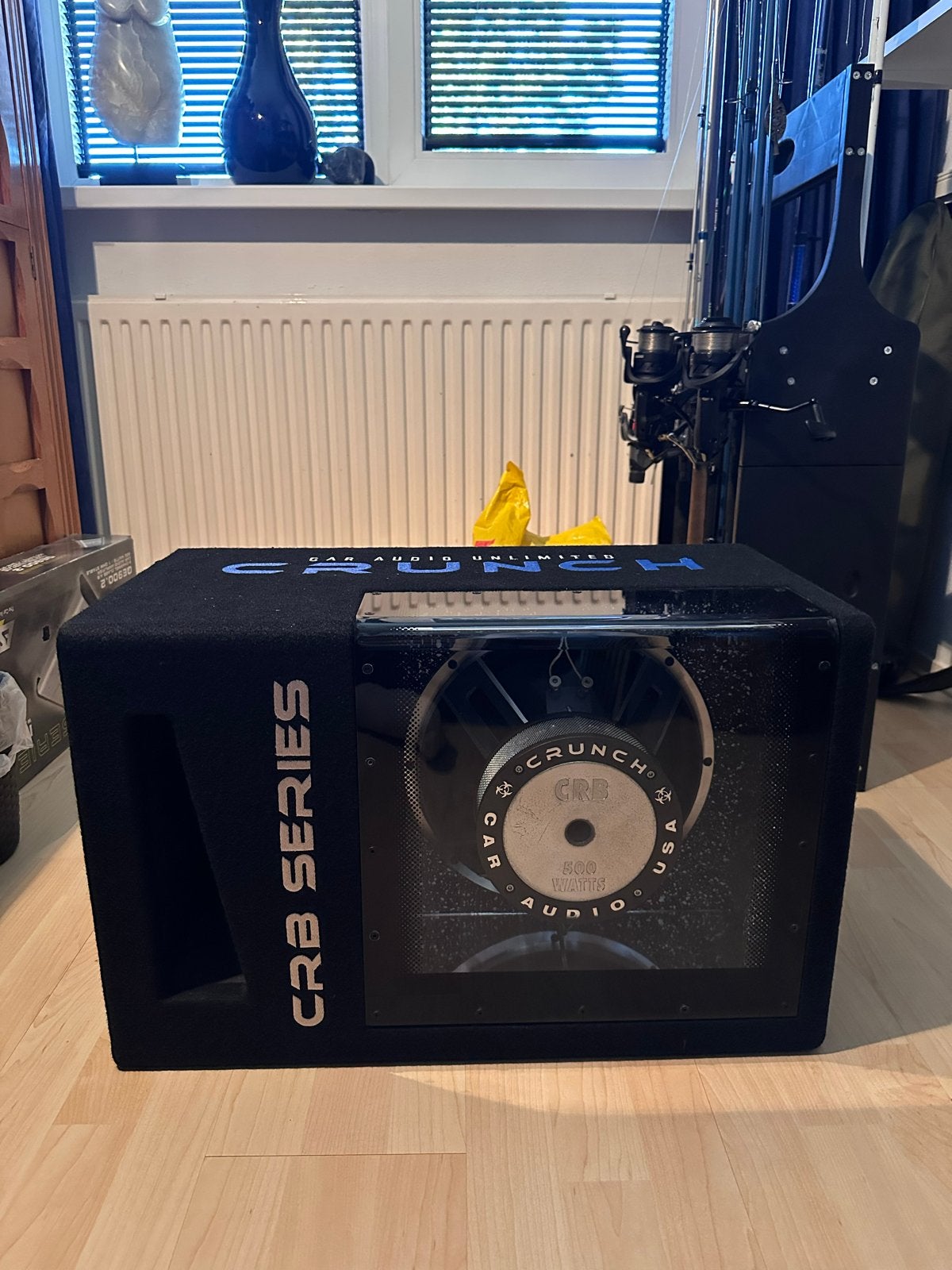 Crunch CRB 500W Subwoofer Set met 1800W Versterker en Kabels, Auto diversen, Ophalen, Gebruikt