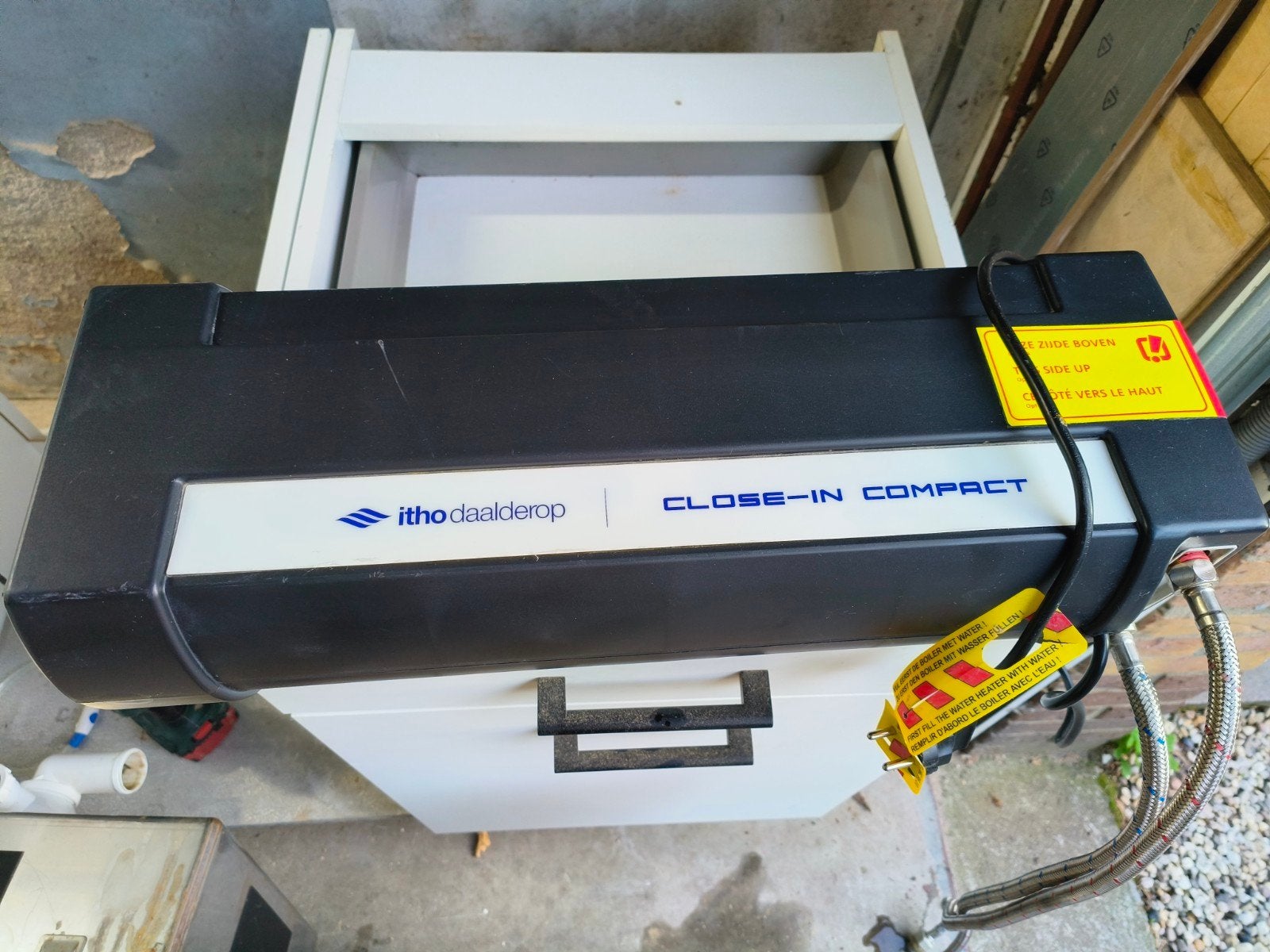 Itho Daalderop Close-in Compact Boiler 4.7L 1500W, Ophalen