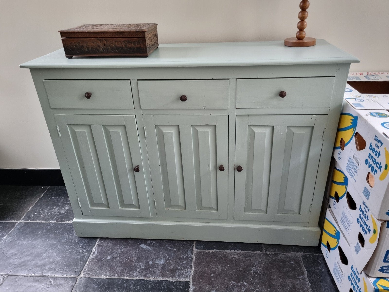 Mooi dressoir in groen/blauwe kleur, Ophalen, Gebruikt, 100 tot 150 cm, Met lade(s)