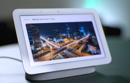 Google Nest Hub - Smart Display met Google Assistent, Ophalen of Verzenden, Zo goed als nieuw