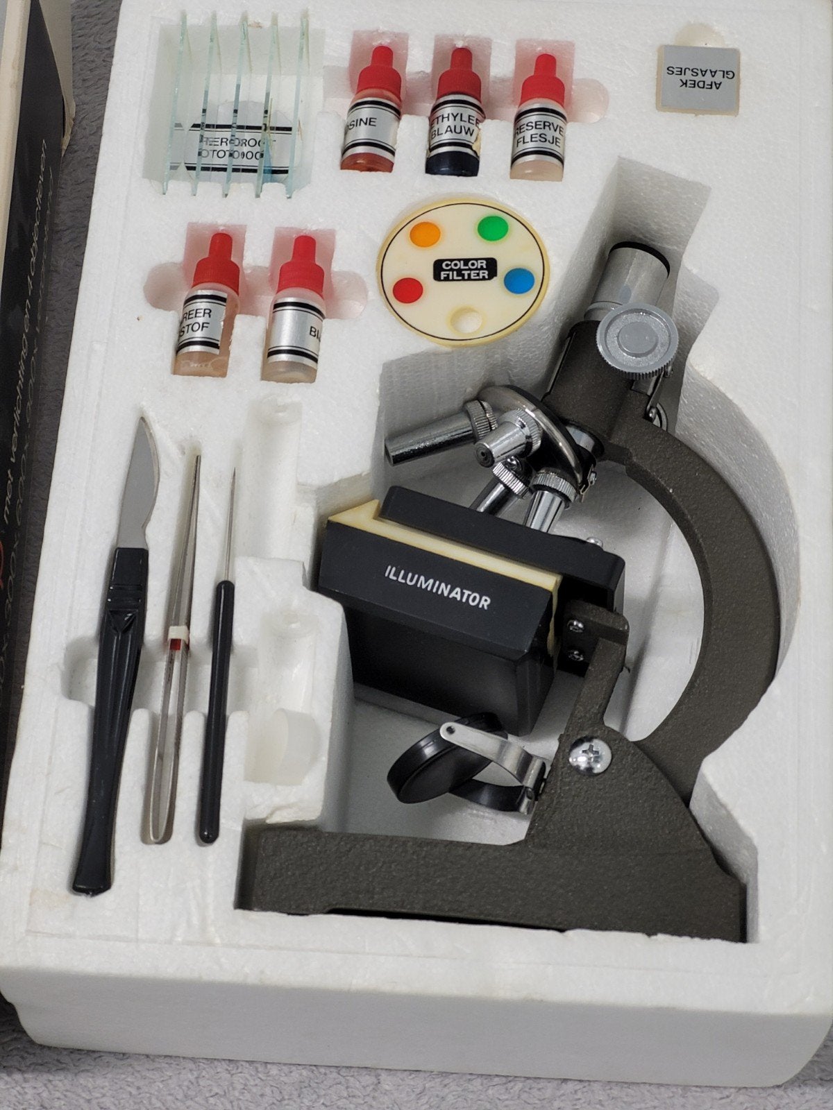 Vintage microscoop met verlichting en 4 Objectieven, 400x tot 1000x, Gebruikt, Nieuwezijds Voorburgwal 282, 1012 RT Amsterdam, Nederland