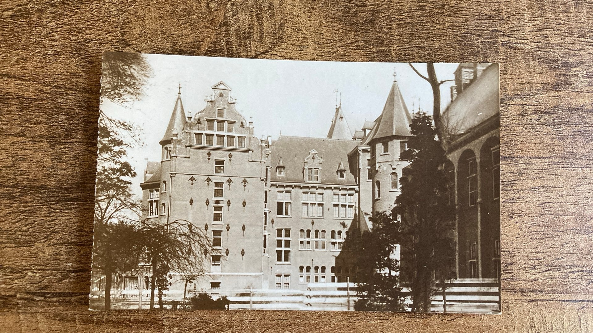 Oude foto ansichtkaart Amsterdam Koloniaal Instituut, Ophalen of Verzenden, 1920 tot 1940, Ongelopen, Noord-Holland