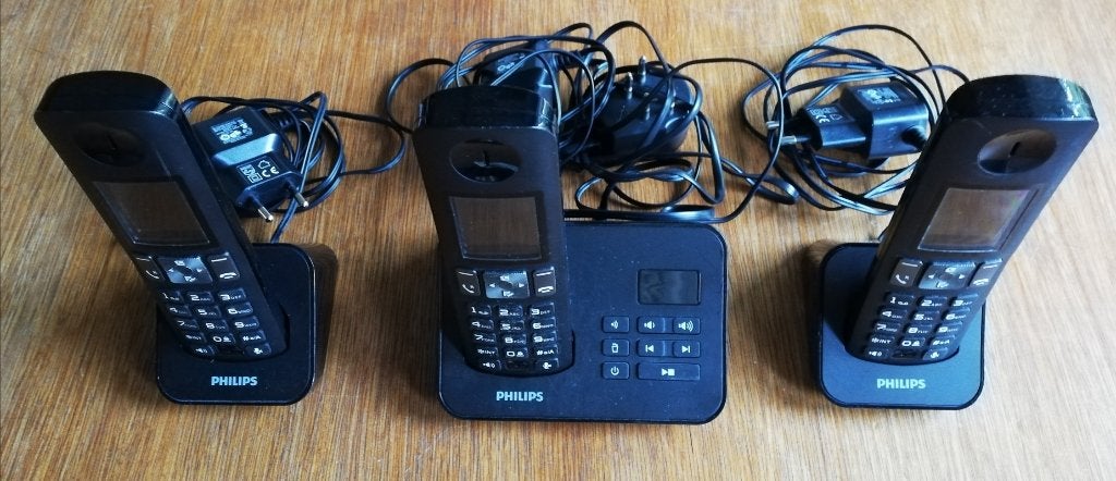 3 vaste telefoons Philips, Ophalen of Verzenden, Gebruikt, 3 handsets