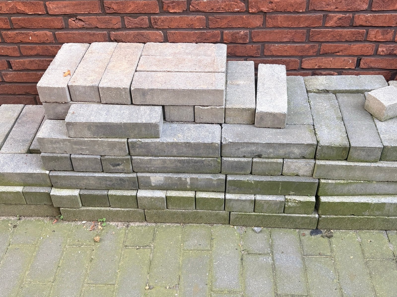 Antraciet klinkers voor tuin of oprit, Tuin en Terras, Ophalen, Overige materialen, Gebruikt, 5 tot 10 m²