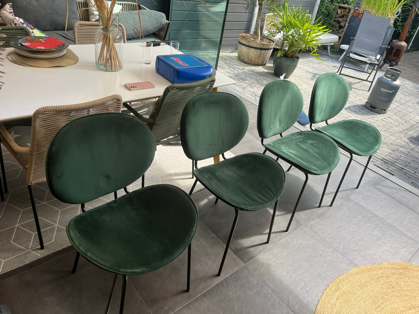 Vier eettafel stoelen groen velours, Huis en Inrichting, Stoelen, Ophalen, Gebruikt, Overige kleuren, Vier