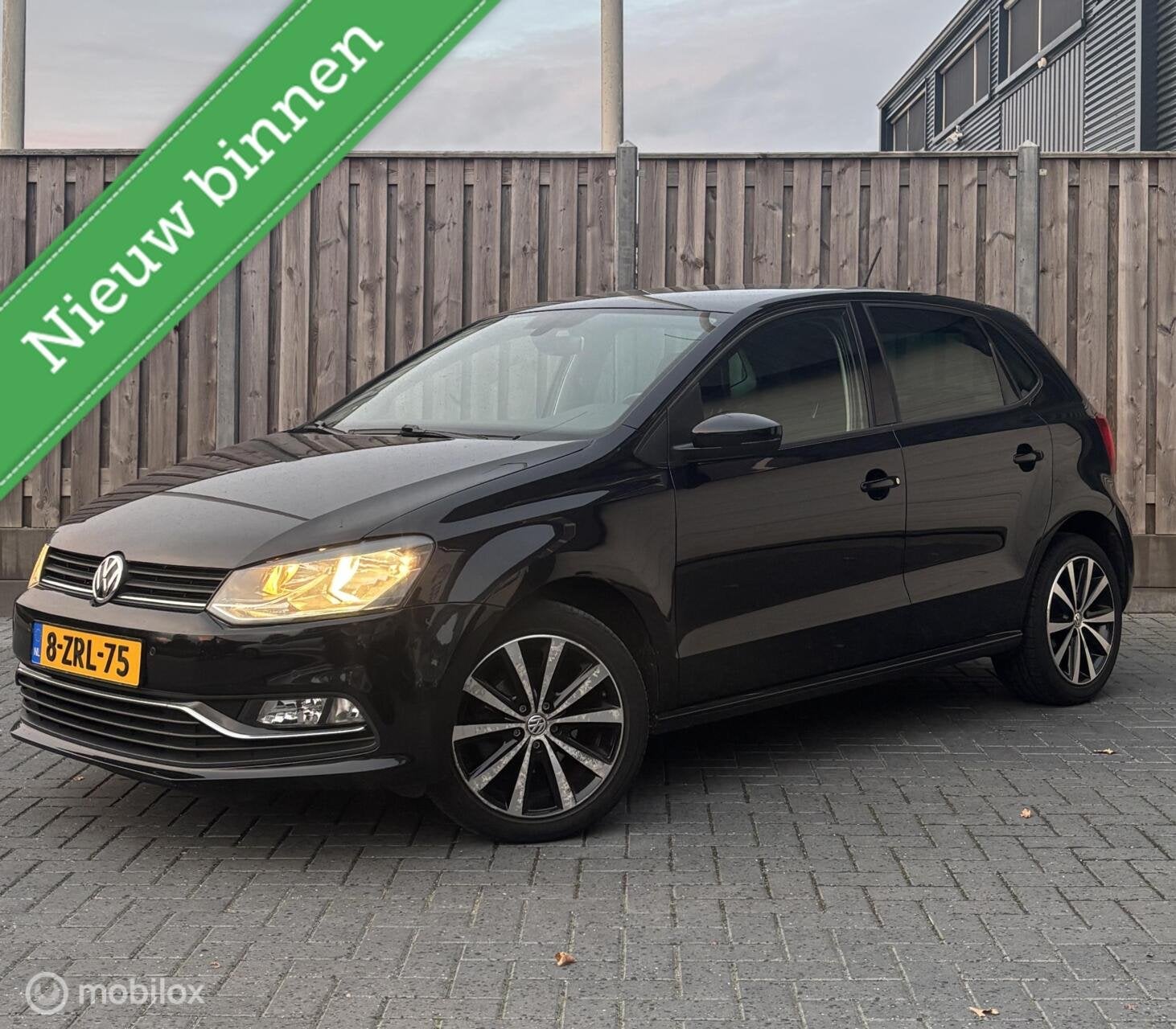 Volkswagen Polo 1.2 TSI Highline/AIRCO/BLUETOOTH/CRUISE/NAP/, Stof, Euro 6, 4 cilinders, Zwart