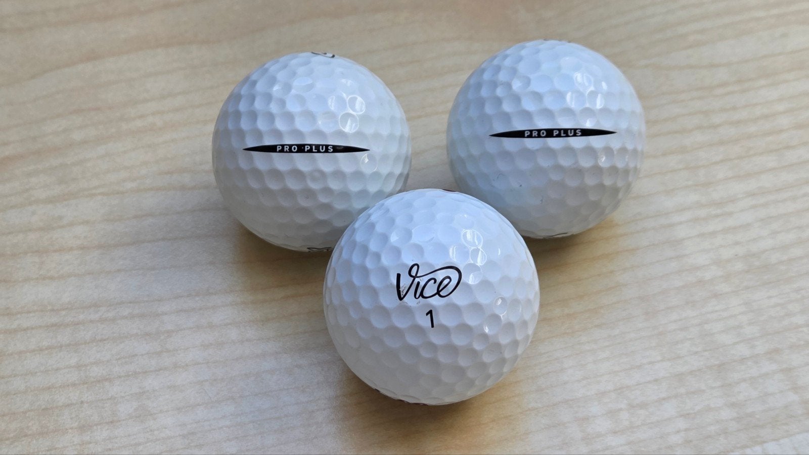 VICE Golfballen AAA(a) Kwaliteit - 4 Piece Wit, Sport en Fitness, Golf, Ophalen of Verzenden, Zo goed als nieuw, Bal(len)