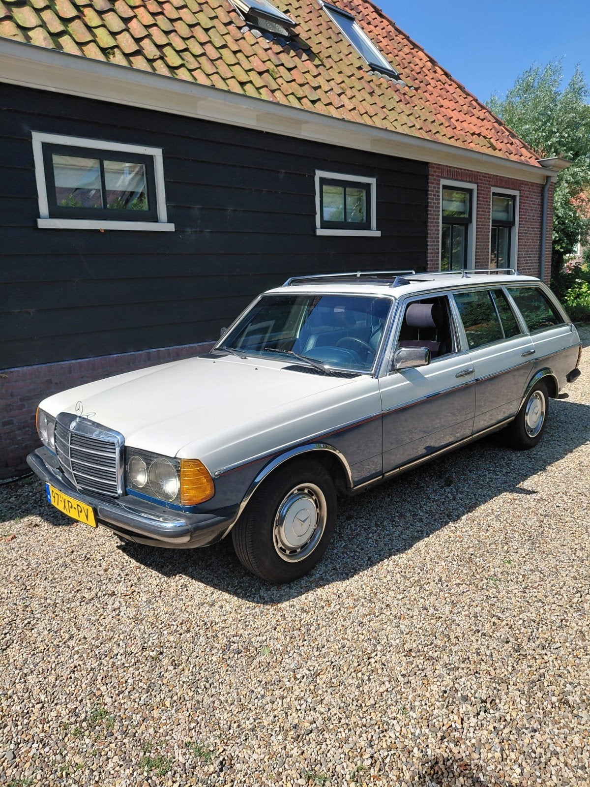 Mercedes 230 TE  op gas  bouwjaar 1982 automaat, Auto's, Oldtimers, Automaat, 136 pk, Stationwagon, Particulier