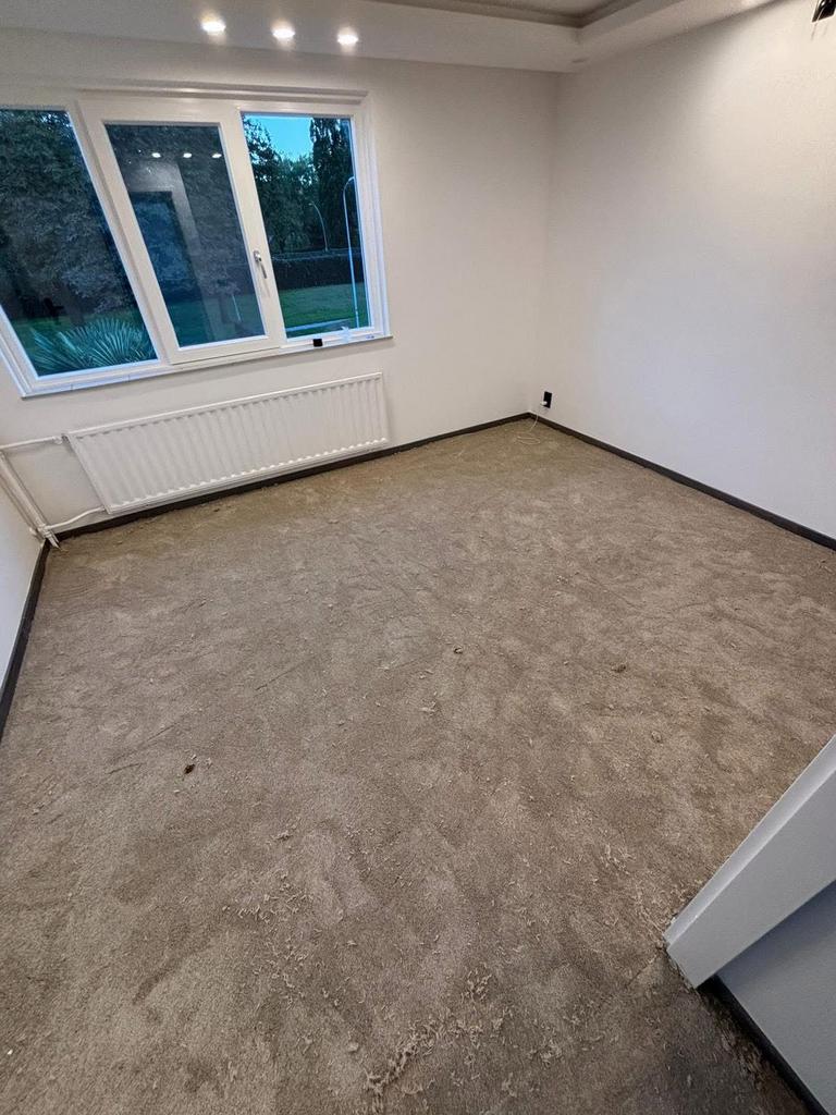 Tapijt voor trap of kamer overloop, Gebruikt, Beige, Ophalen of Verzenden, 200 cm of meer