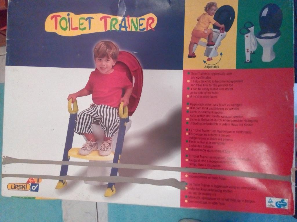 Toilettrainer met originele doos, Ophalen, Gebruikt