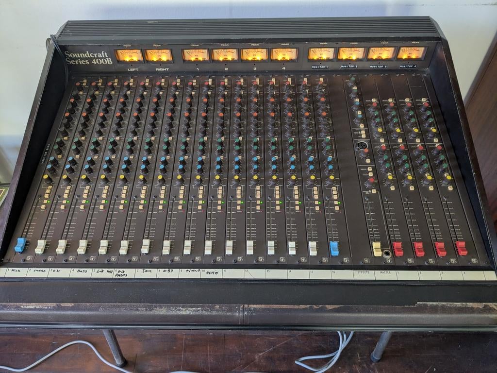 Soundcraft 400B Mengpaneel - 16 Kanalen Vintage Mixer, Ophalen, Gebruikt, 10 tot 20 kanalen, Microfooningang