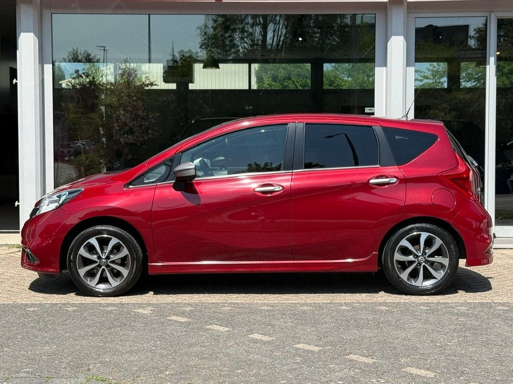 Nissan Note 1.2 80pk N-TEC | Trekhaak | Navigatie | Camera |, Auto's, Nissan, Euro 5, Stof, Zwart, Parkeersensor