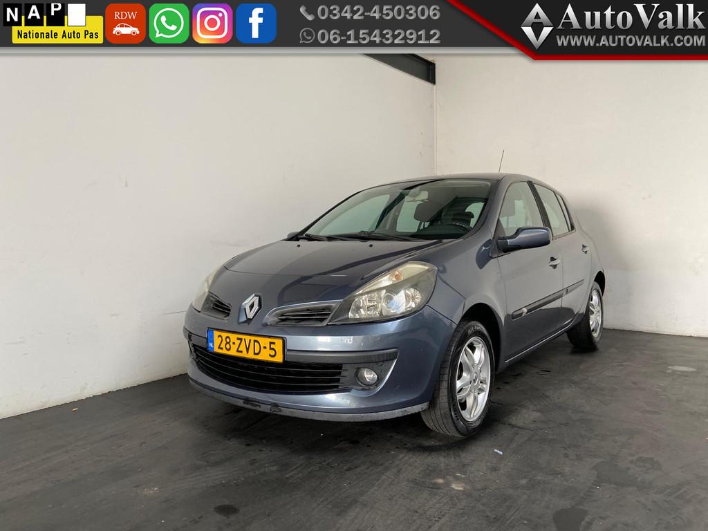 Renault Clio 1.6-16V Dynamique Comfort (bj 2006), Auto's, Renault, Bedrijf, Te koop, Clio, ABS, Airbags, Airconditioning, Alarm