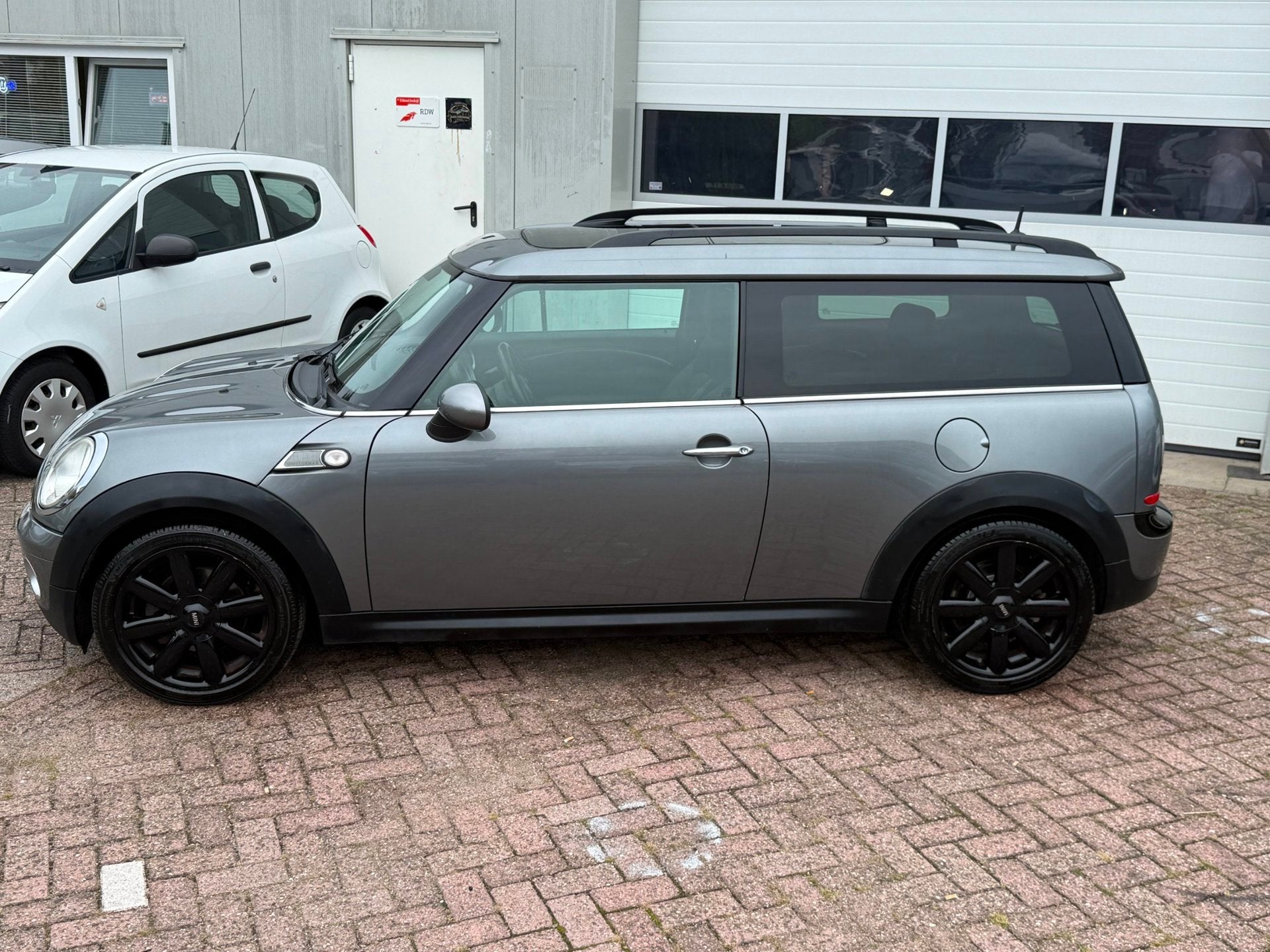 Mini Clubman 1.6 Cooper Pepper, Voorwielaandrijving, 4 cilinders, 4 stoelen, 49 €/maand