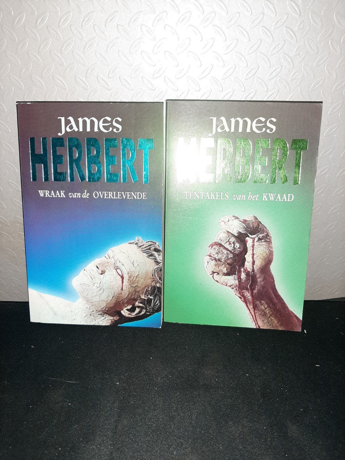 James Herbert  Tentakels van het Kwaad & Wraak van de Overl, Ophalen of Verzenden, Gelezen, James Herbert, Nederland