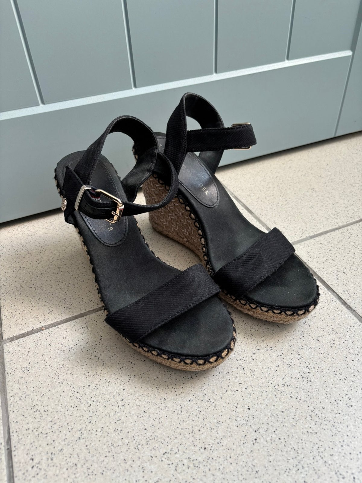 Tommy Hilfiger Elena 105D sleehakken 39, Ophalen of Verzenden, Gedragen